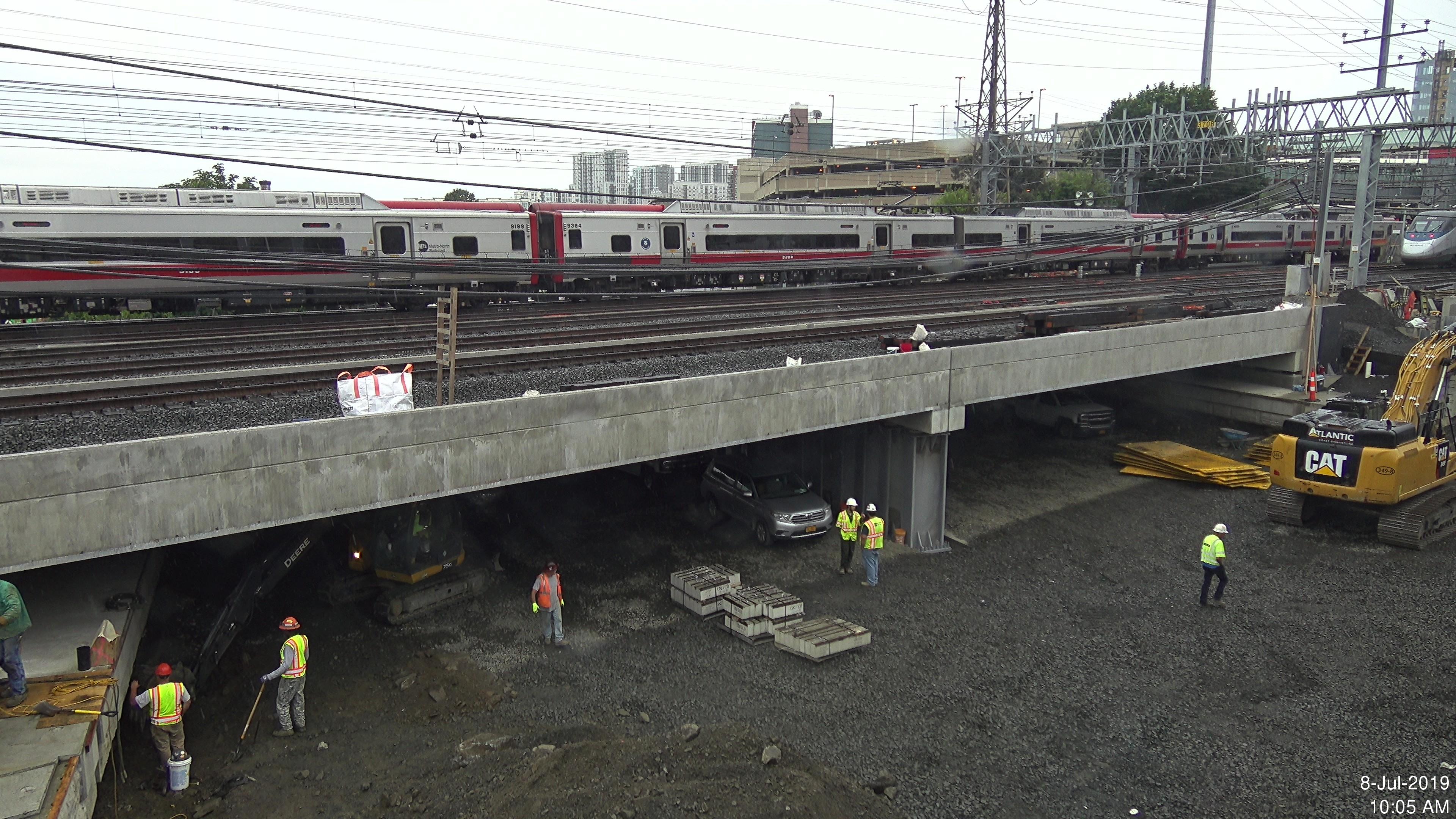 New Metro North/Atlantic Street Bridge Installed and Metro North Train Service Restored on Schedule